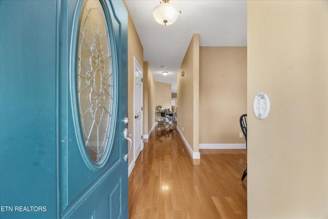 117 Willowcreek Blvd, Sweetwater, TN 37874