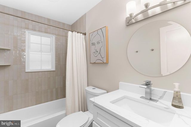 176 CARDAMON DR, Edgewater, MD 21037
