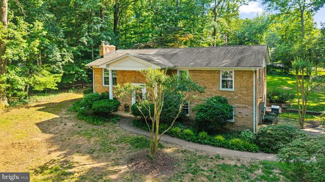 176 CARDAMON DR, Edgewater, MD 21037