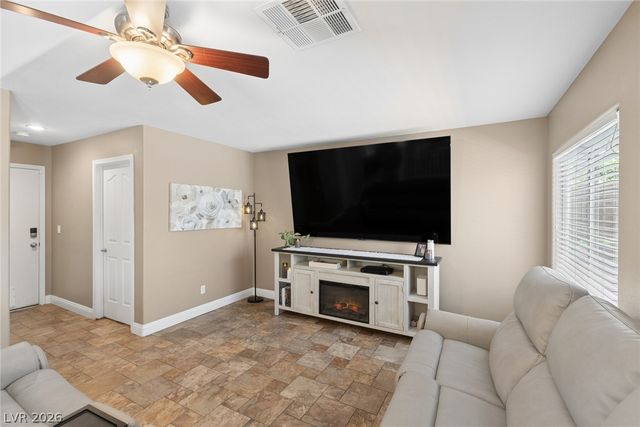7808 Robinglen Avenue, Las Vegas, NV 89131