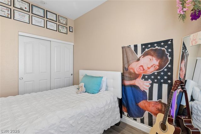 7808 Robinglen Avenue, Las Vegas, NV 89131