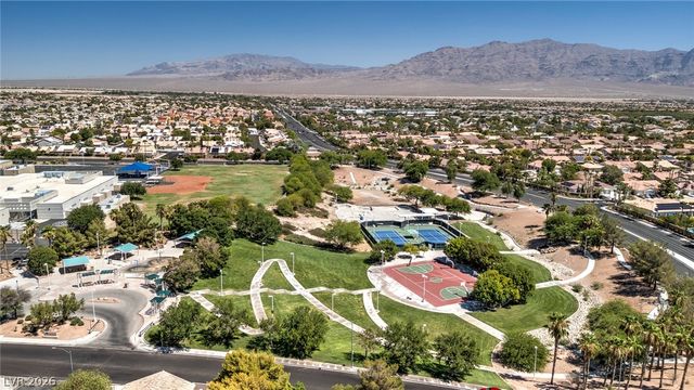7808 Robinglen Avenue, Las Vegas, NV 89131