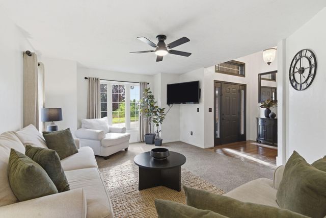 1703 N Gregory Drive, Nixa, MO 65714