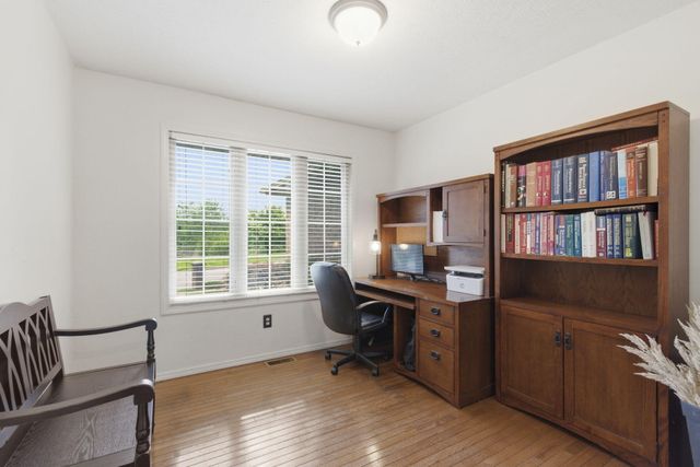 1703 N Gregory Drive, Nixa, MO 65714