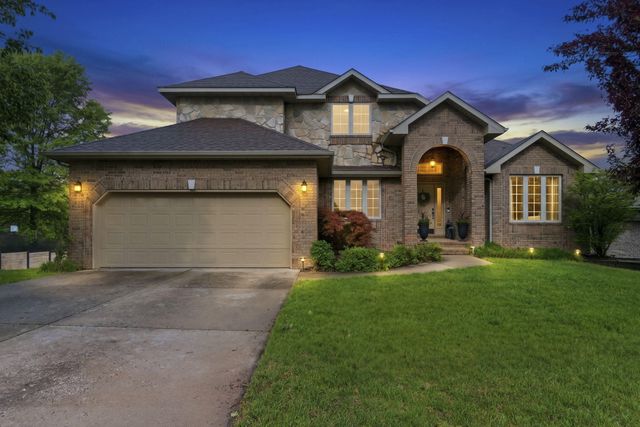 1703 N Gregory Drive, Nixa, MO 65714