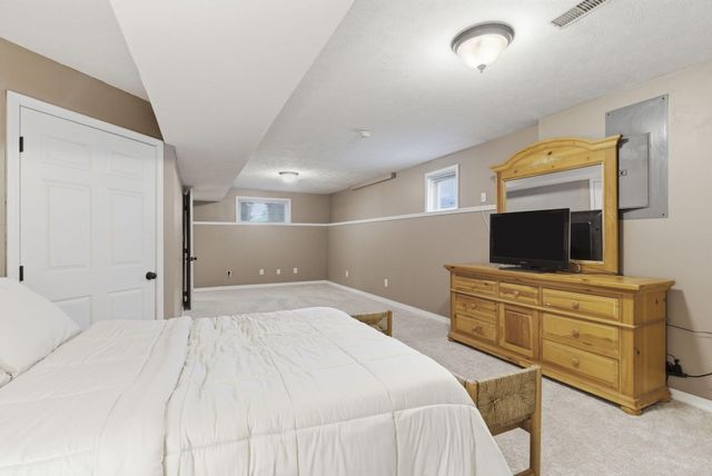 1703 N Gregory Drive, Nixa, MO 65714