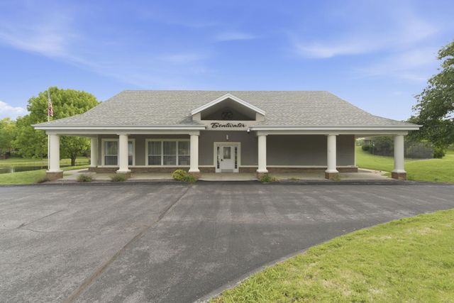 1703 N Gregory Drive, Nixa, MO 65714