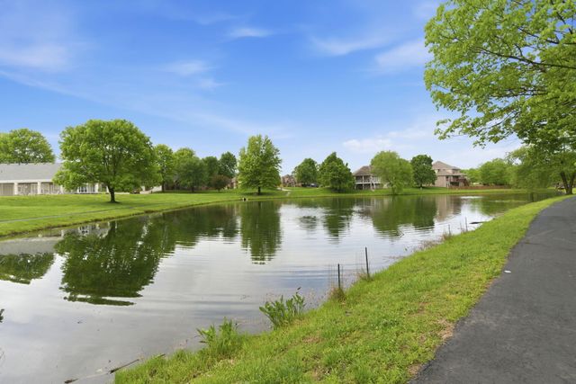 1703 N Gregory Drive, Nixa, MO 65714