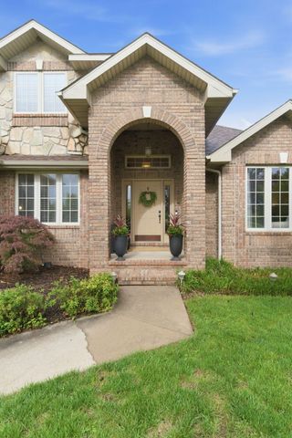 1703 N Gregory Drive, Nixa, MO 65714