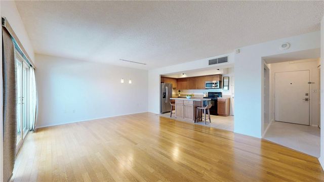 2401 BAYSHORE BLVD 502, Tampa, FL 33629