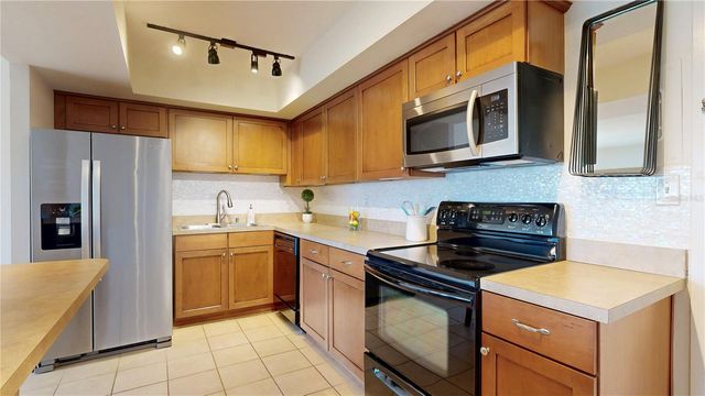 2401 BAYSHORE BLVD 502, Tampa, FL 33629