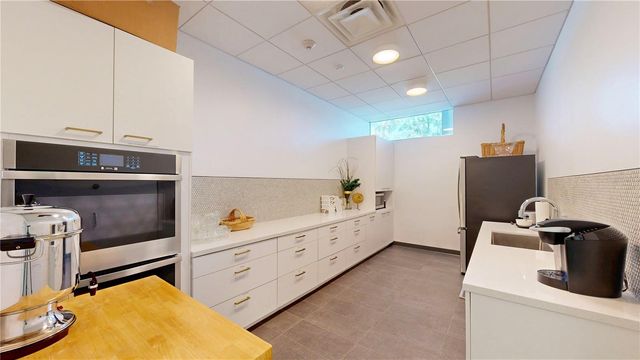 2401 BAYSHORE BLVD 502, Tampa, FL 33629