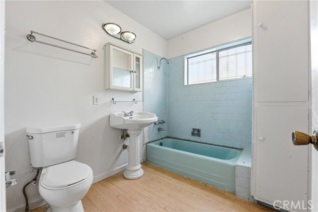 2717 W Tichenor, Compton, CA 90220