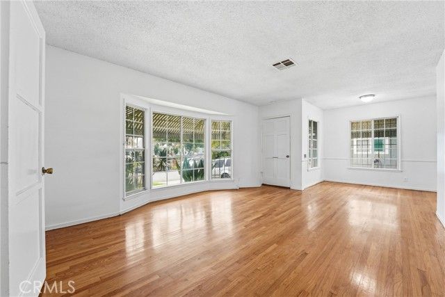 2717 W Tichenor, Compton, CA 90220