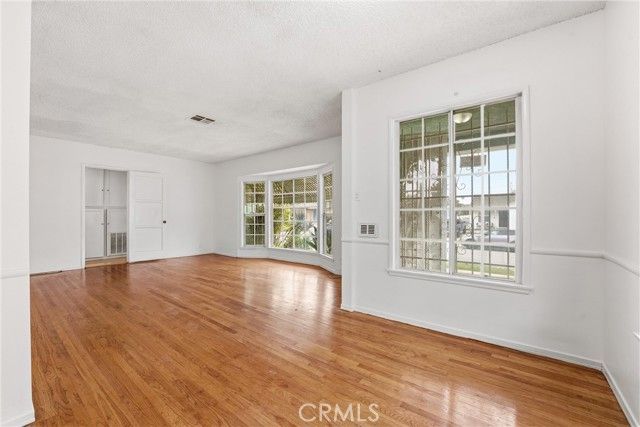 2717 W Tichenor, Compton, CA 90220