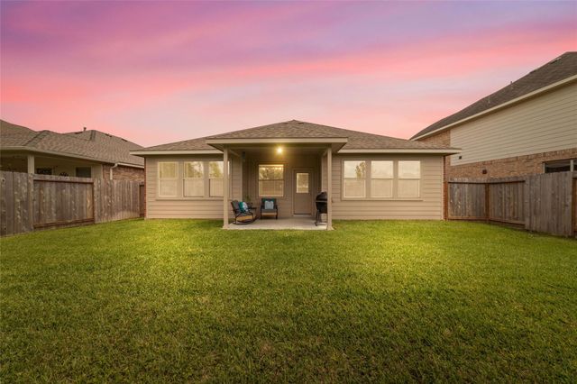 18511 Bristol Point Lane, Tomball, TX 77377