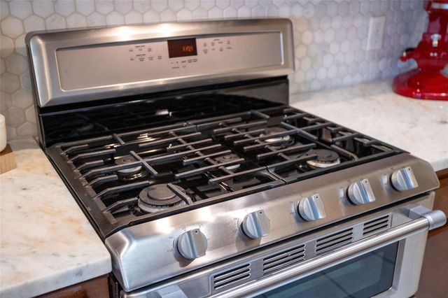 18511 Bristol Point Lane, Tomball, TX 77377