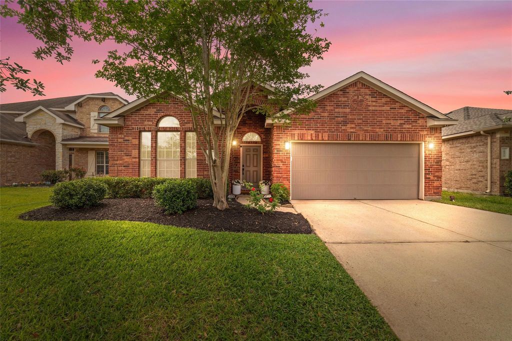 18511 Bristol Point Lane, Tomball, TX 77377