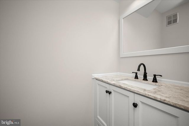 14210 GREENVIEW DR, Laurel, MD 20708