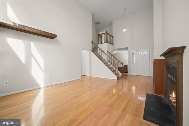 14210 GREENVIEW DR, Laurel, MD 20708