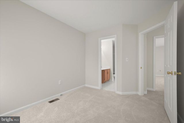 14210 GREENVIEW DR, Laurel, MD 20708