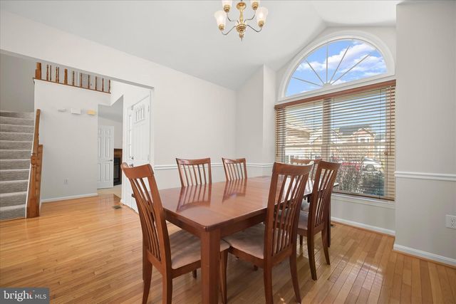 14210 GREENVIEW DR, Laurel, MD 20708