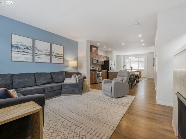 29152 Sw COSTA CIR E, Wilsonville, OR 97070