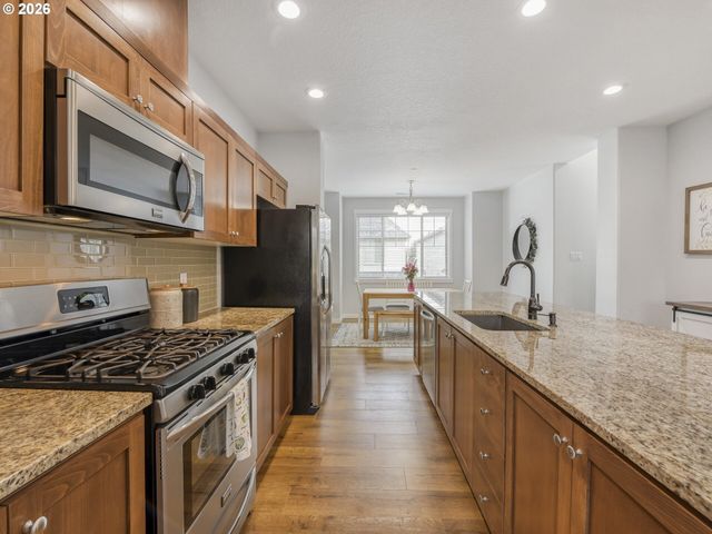 29152 Sw COSTA CIR E, Wilsonville, OR 97070