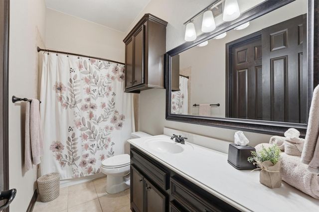 26235 Crown Ranch Boulevard, Montgomery, TX 77316