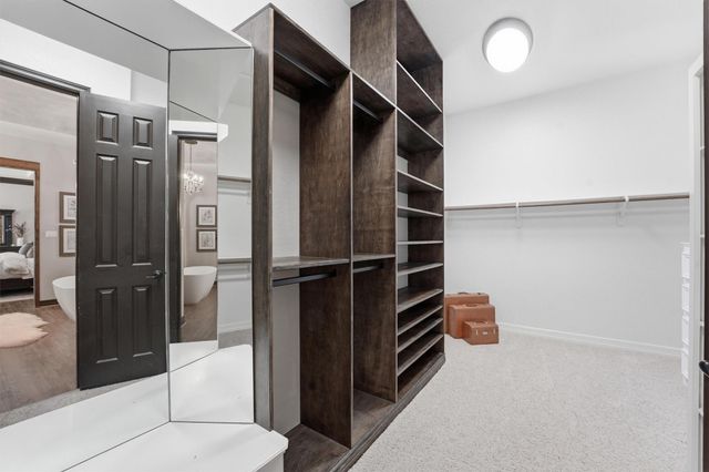 26235 Crown Ranch Boulevard, Montgomery, TX 77316