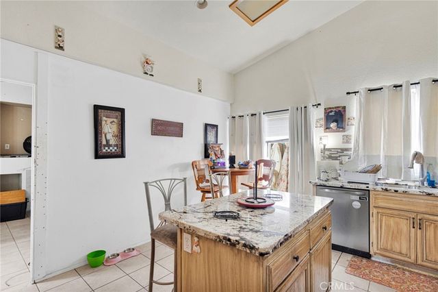 12983 Stanford Drive, Victorville, CA 92392