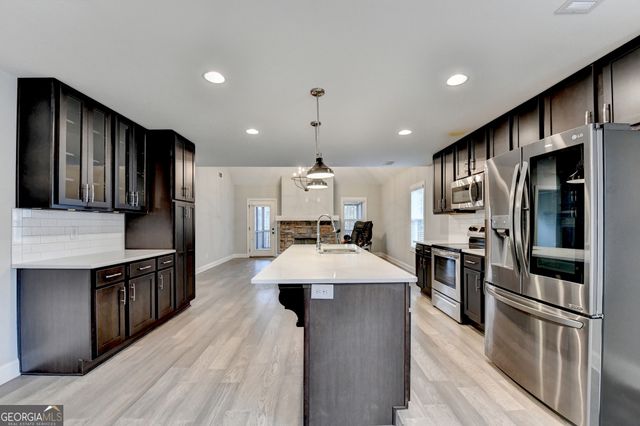 131 Brookstone Drive, Carrollton, GA 30116