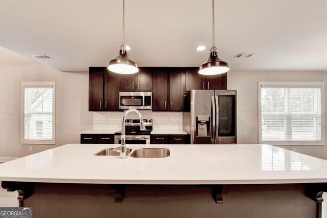 131 Brookstone Drive, Carrollton, GA 30116