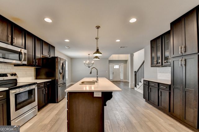 131 Brookstone Drive, Carrollton, GA 30116