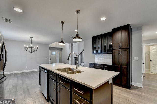 131 Brookstone Drive, Carrollton, GA 30116