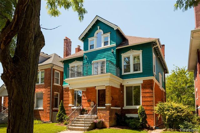 227 Melbourne Street, Detroit, MI 48202