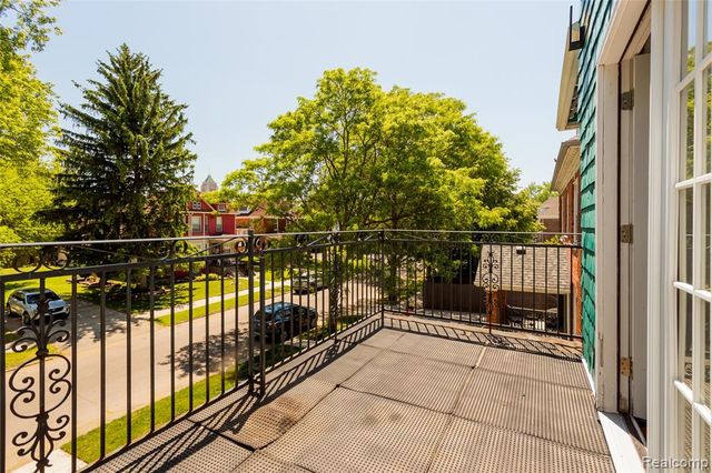 227 Melbourne Street, Detroit, MI 48202