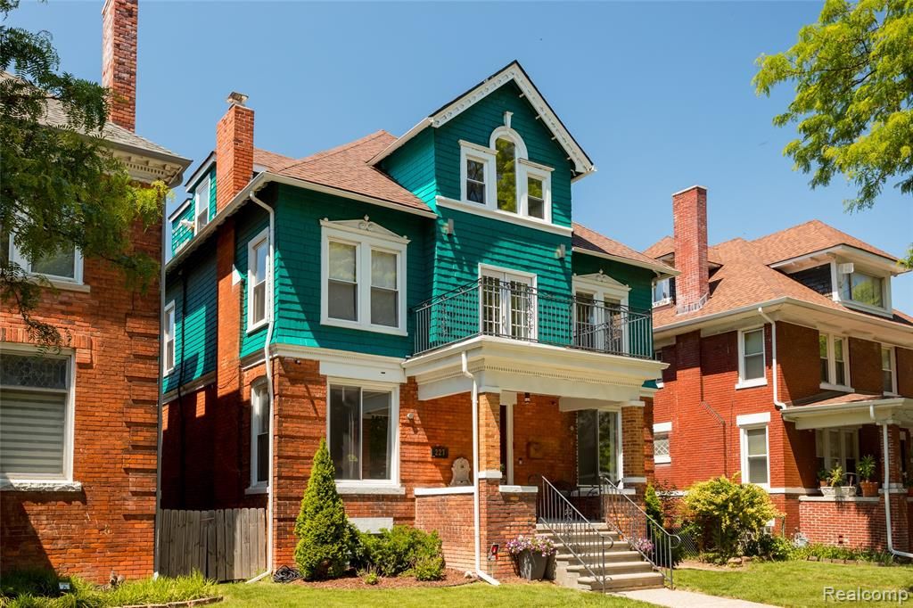227 Melbourne Street, Detroit, MI 48202