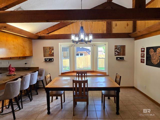 563 S Vaughn Drive, Satsuma, AL 36572
