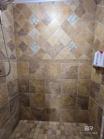 563 S Vaughn Drive, Satsuma, AL 36572