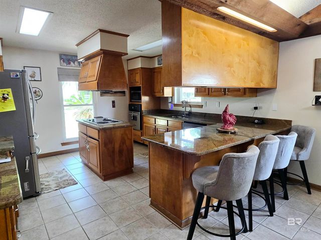 563 S Vaughn Drive, Satsuma, AL 36572