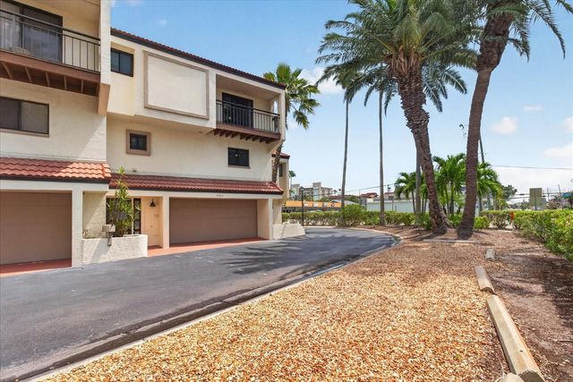 240 WINDWARD PASSAGE 1004, Clearwater Beach, FL 33767