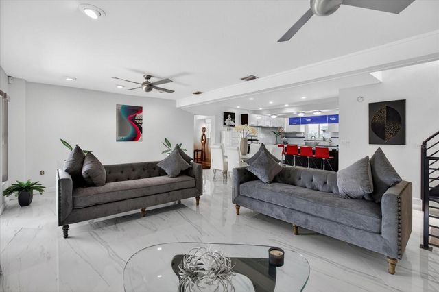 240 WINDWARD PASSAGE 1004, Clearwater Beach, FL 33767