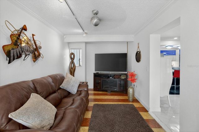 240 WINDWARD PASSAGE 1004, Clearwater Beach, FL 33767