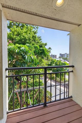 240 WINDWARD PASSAGE 1004, Clearwater Beach, FL 33767