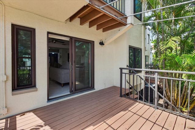 240 WINDWARD PASSAGE 1004, Clearwater Beach, FL 33767