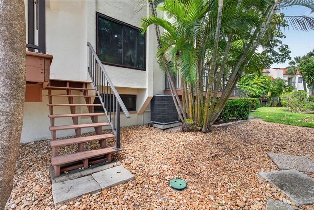 240 WINDWARD PASSAGE 1004, Clearwater Beach, FL 33767