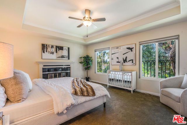 2422 N Ardmore Avenue, Manhattan Beach, CA 90266