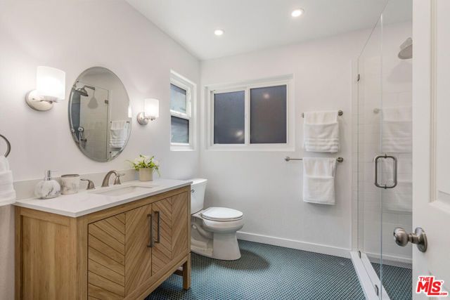 2422 N Ardmore Avenue, Manhattan Beach, CA 90266