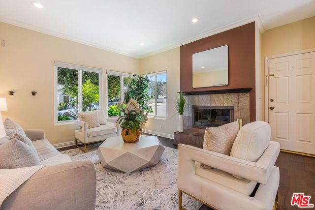 2422 N Ardmore Avenue, Manhattan Beach, CA 90266